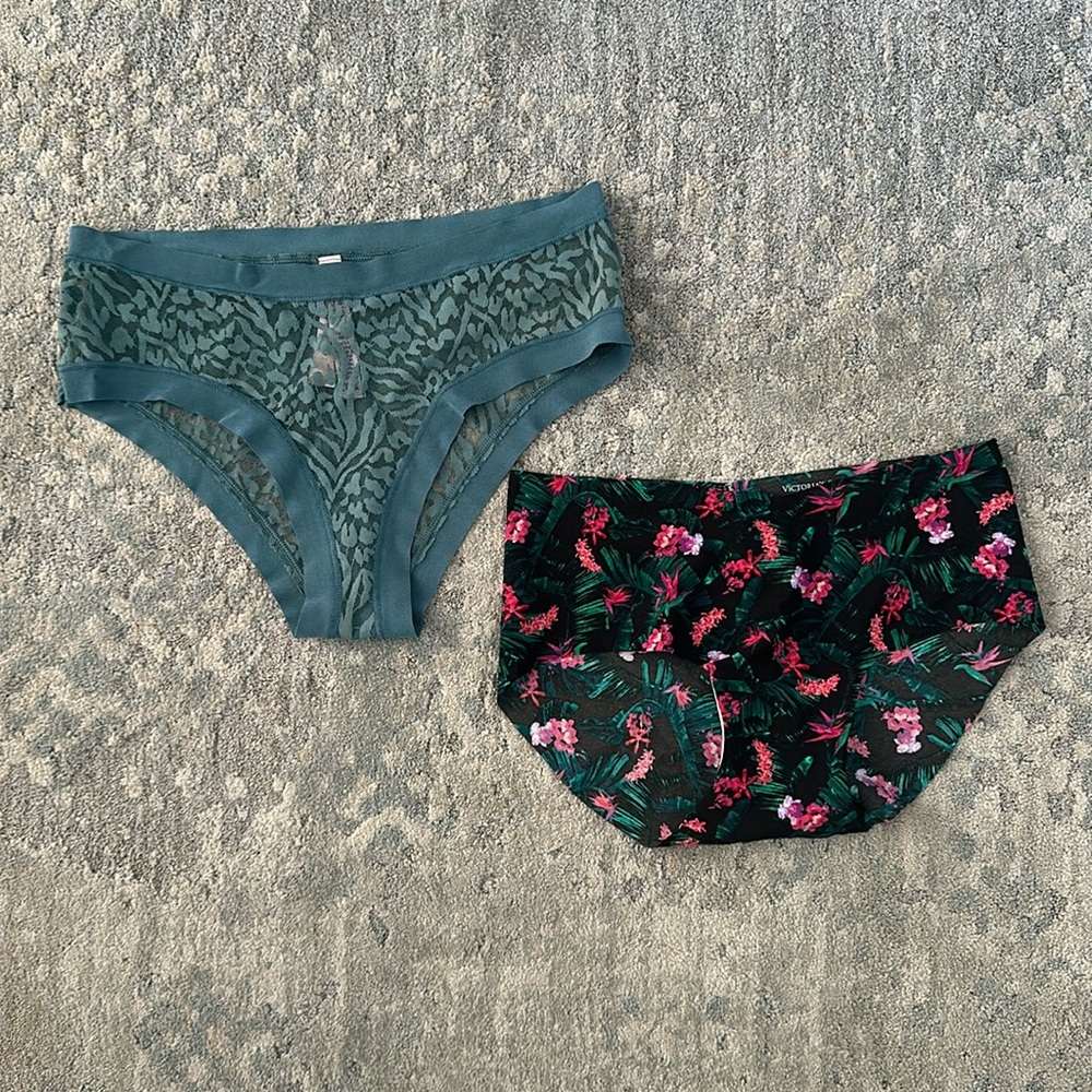 Bundle of 2 pairs Victoria’s Secret panties